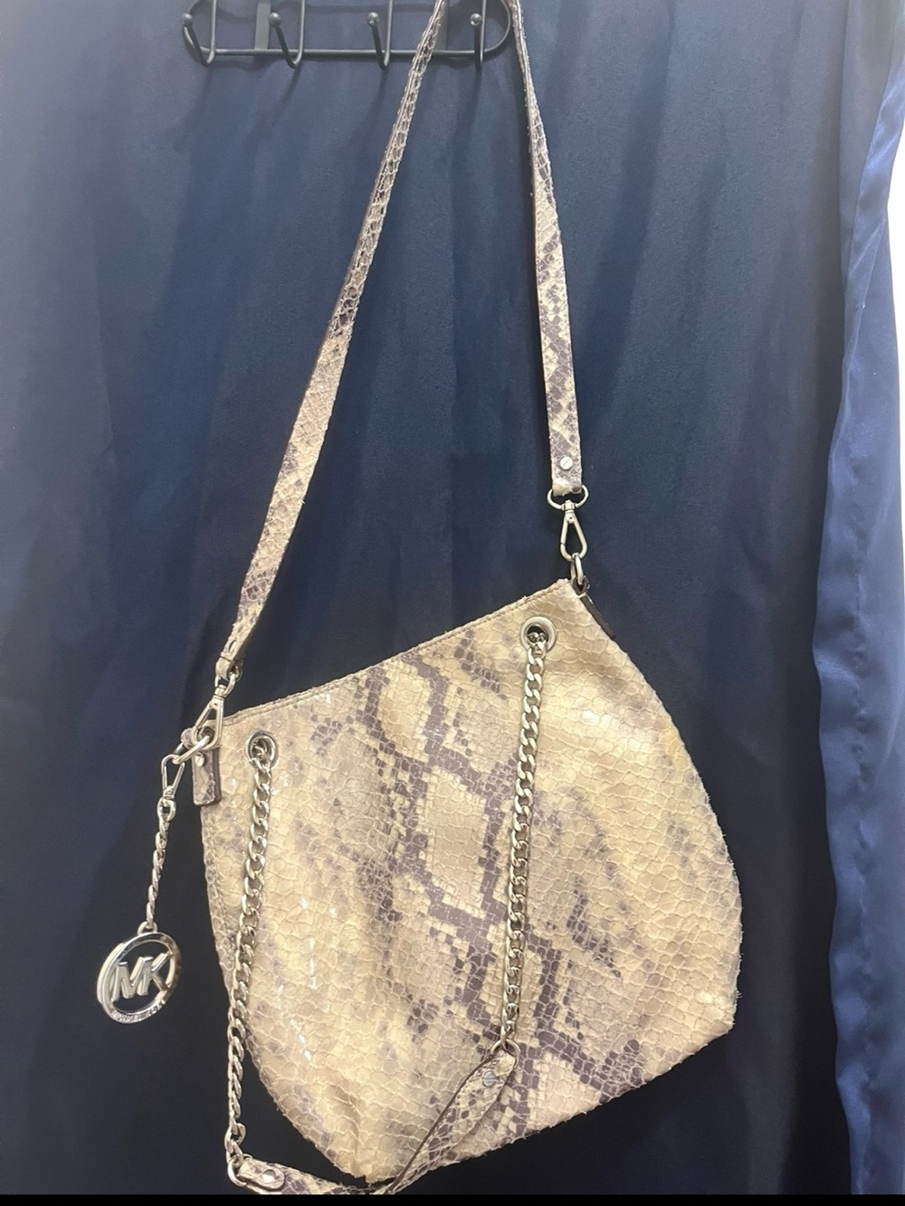 Python-Embossed Shoulder Bag in Metallic Gray - Picture 3 of 5